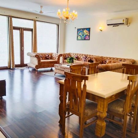 Fortune Home Service Apartment 2Bhk,E28 Saket 2A Nové Dillí Exteriér fotografie