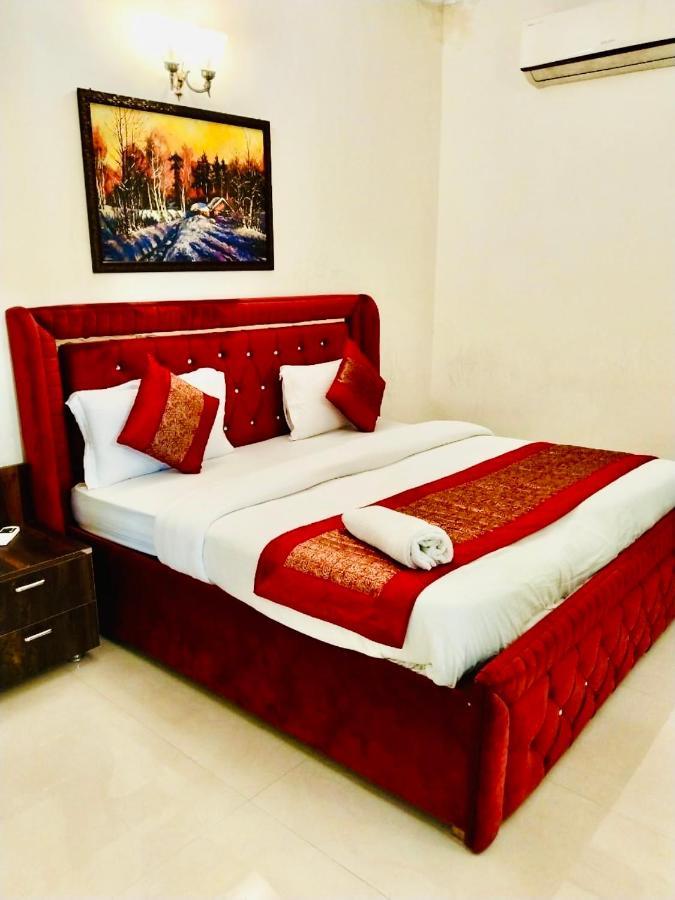 Fortune Home Service Apartment 2Bhk,E28 Saket 2A Nové Dillí Exteriér fotografie