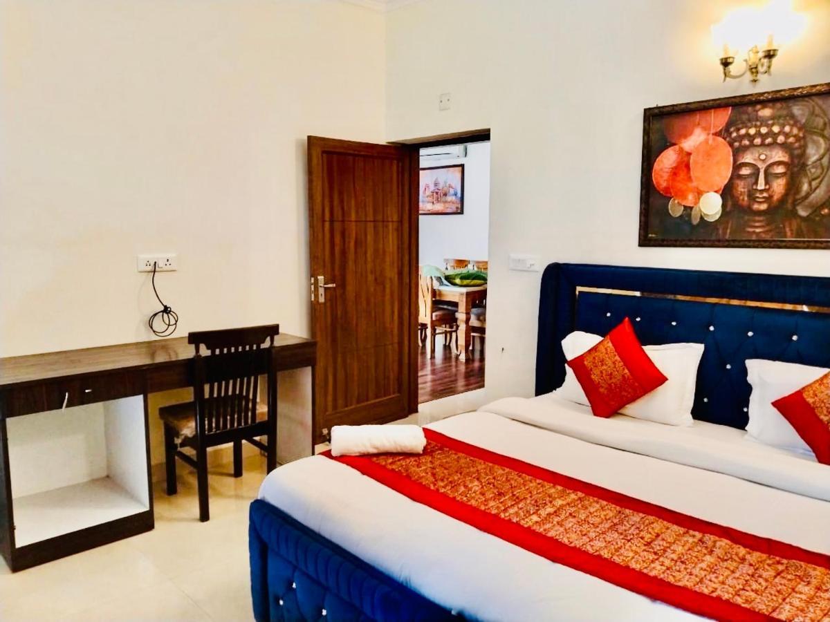 Fortune Home Service Apartment 2Bhk,E28 Saket 2A Nové Dillí Exteriér fotografie
